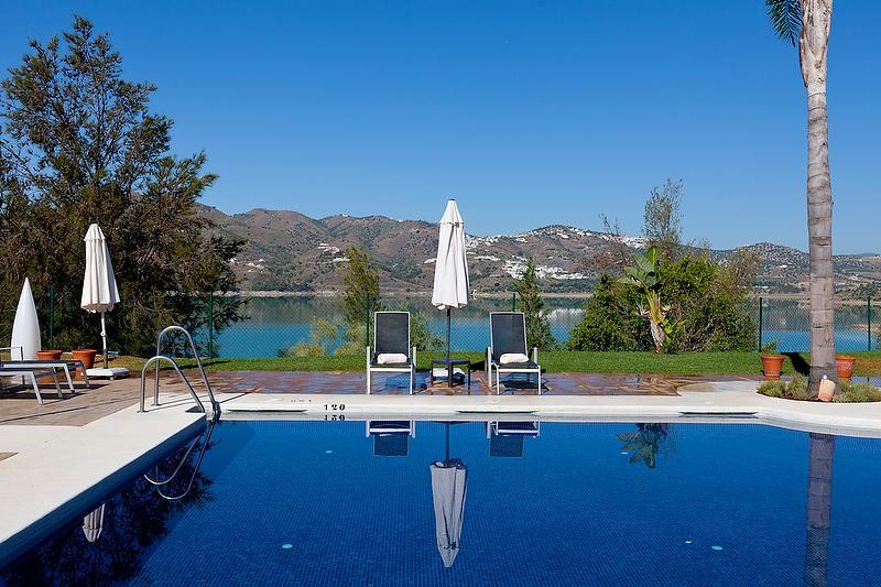 B Bou Hotel La Vinuela & Spa Facilities photo